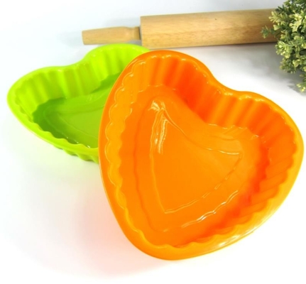 Moules de gâteau de silicone de four, silicone faisant cuire la forme flexible de coeur de moules