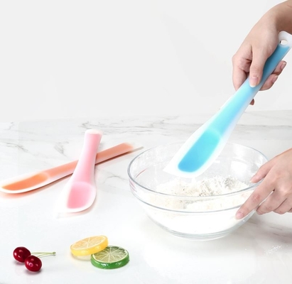 Poignée blanche sûre de FDA de silicone de cuillère de la spatule 3 de nourriture translucide de PCS
