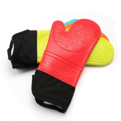 Pleine protection de différents longs de douille de silicone gants de main isolée