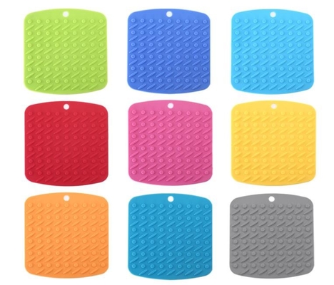 La cuisine ronde de silicone de points de nouveauté usine anti décoratif libre du glissement BPA