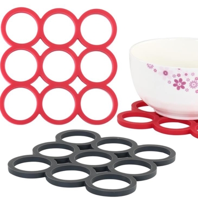 Tableau enduit de silicone carré de trous des batteries de cuisine 9 protecteur