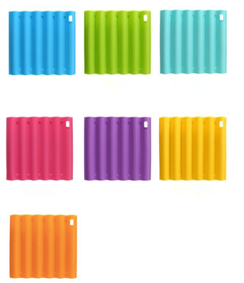 La cuisine à hautes températures de silicone usine coloré sûr de lave-vaisselle de protection