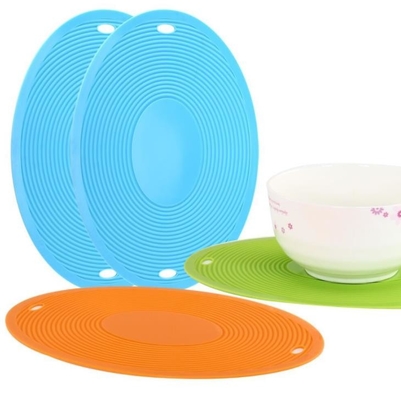 La grande cuisine de silicone de taille usine l'enfant appliqué par famille ovale de maison de forme favorable