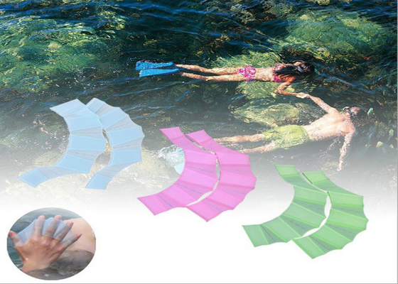 Grillon palmé de gants de natation de silicone pour Swimswim et programme test de natation