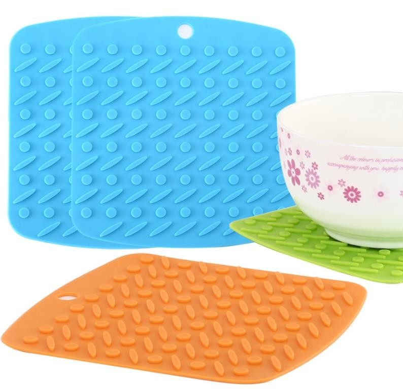 La cuisine ronde de silicone de points de nouveauté usine anti décoratif libre du glissement BPA