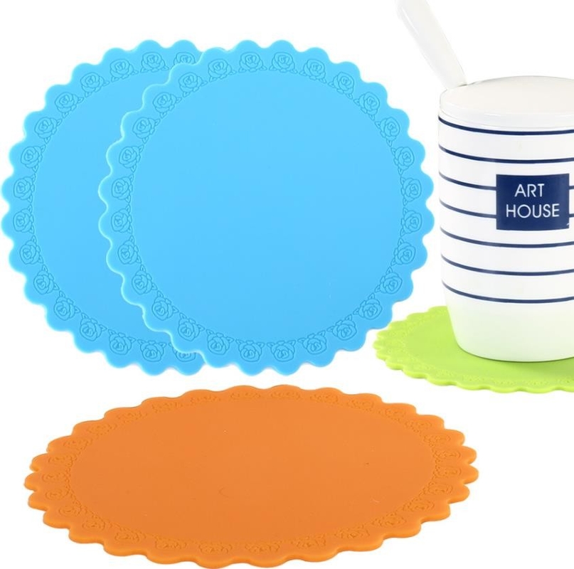 Non silicone de bâton faisant cuire le style de fleur de Rose de tapis de tasse de taille moyenne de produits